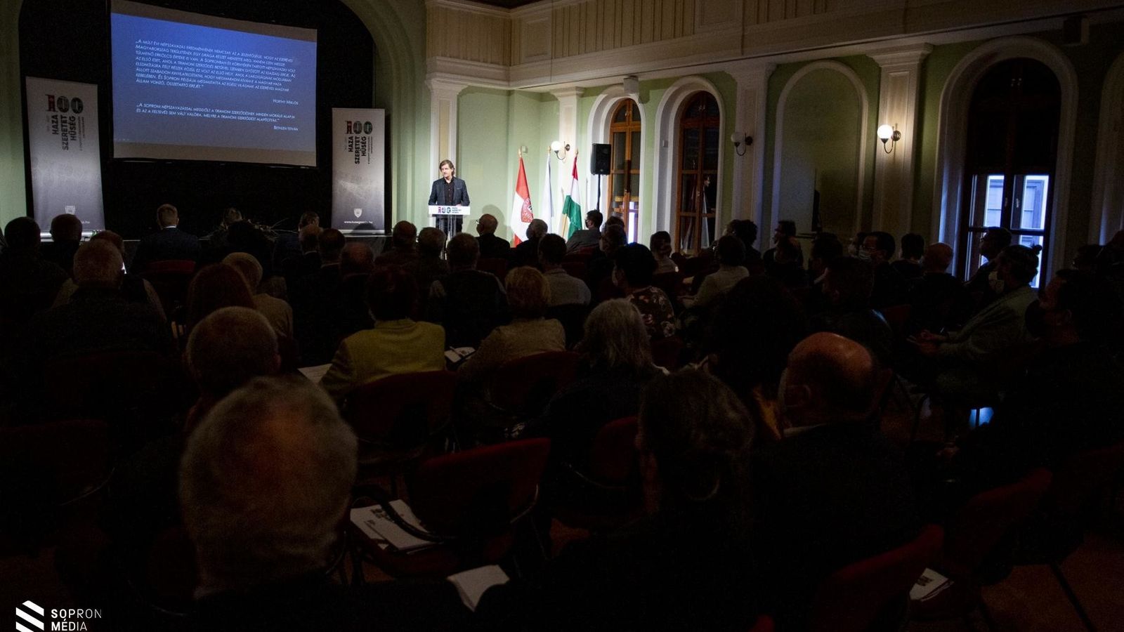Történelmi konferencia a centenárium jegyében