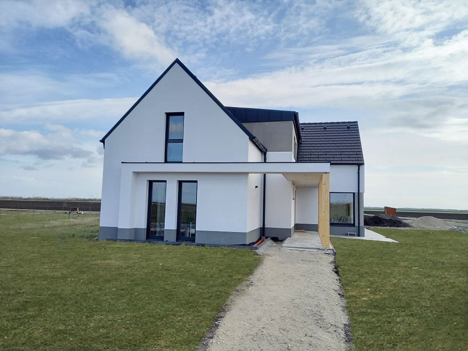 Internorm Ház a szigetközi felhők alatt- Mosonszolnok