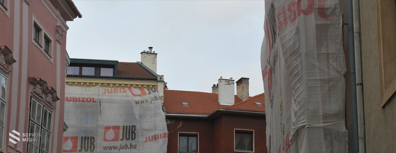 Megújuló homlokzatok Sopron belvárosában