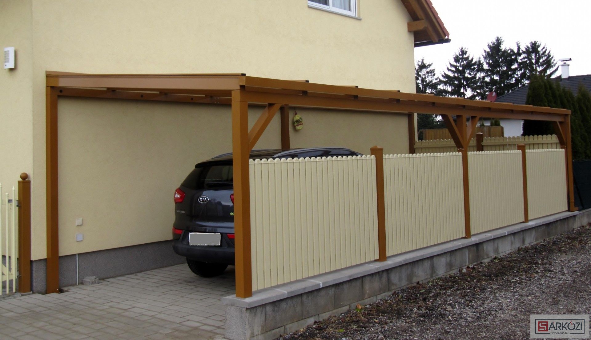 Carport 13