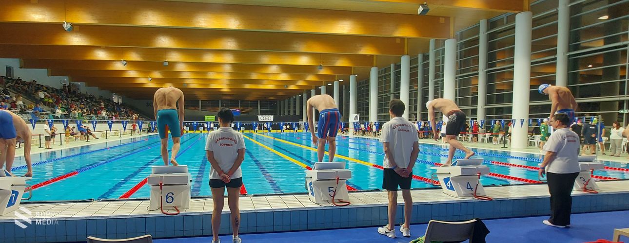 Több mint 400 úszó érkezett a Sopron Openre