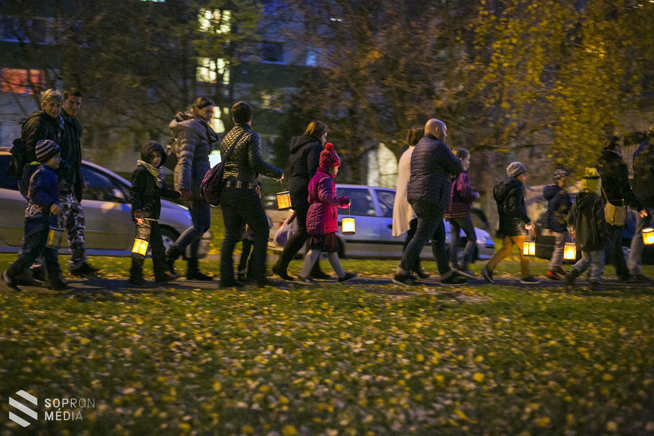 Óvodások Márton napi felvonulása a Jerevánon!