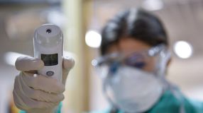 Országos tisztifőorvos: új szakaszába ért a járvány