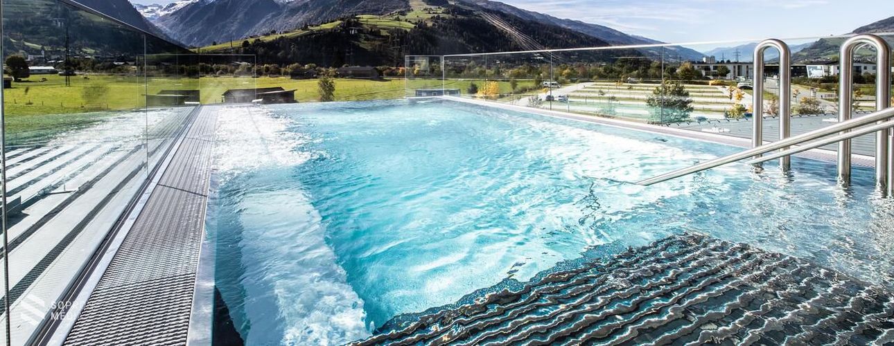 Ausztriában továbbra is zárva maradnak az éttermek, hotelek, színházak és mozik