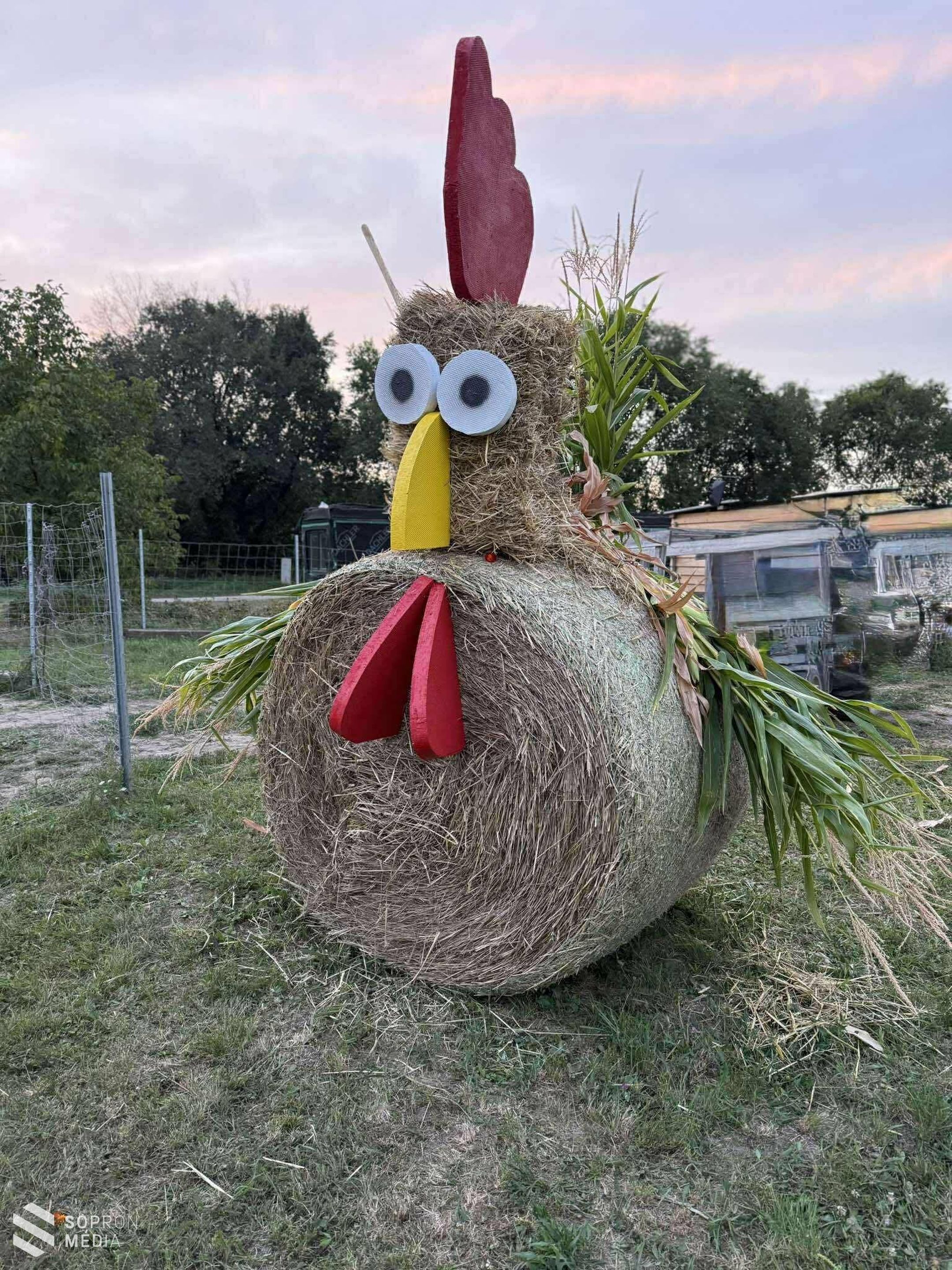 Szebbnél szebb dekorációk díszítik Kópháza utcáit