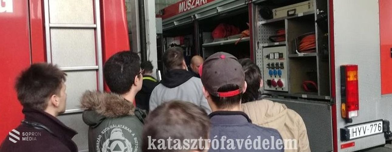 Egyetemisták a Soproni Katasztrófavédelmi Kirendeltségen