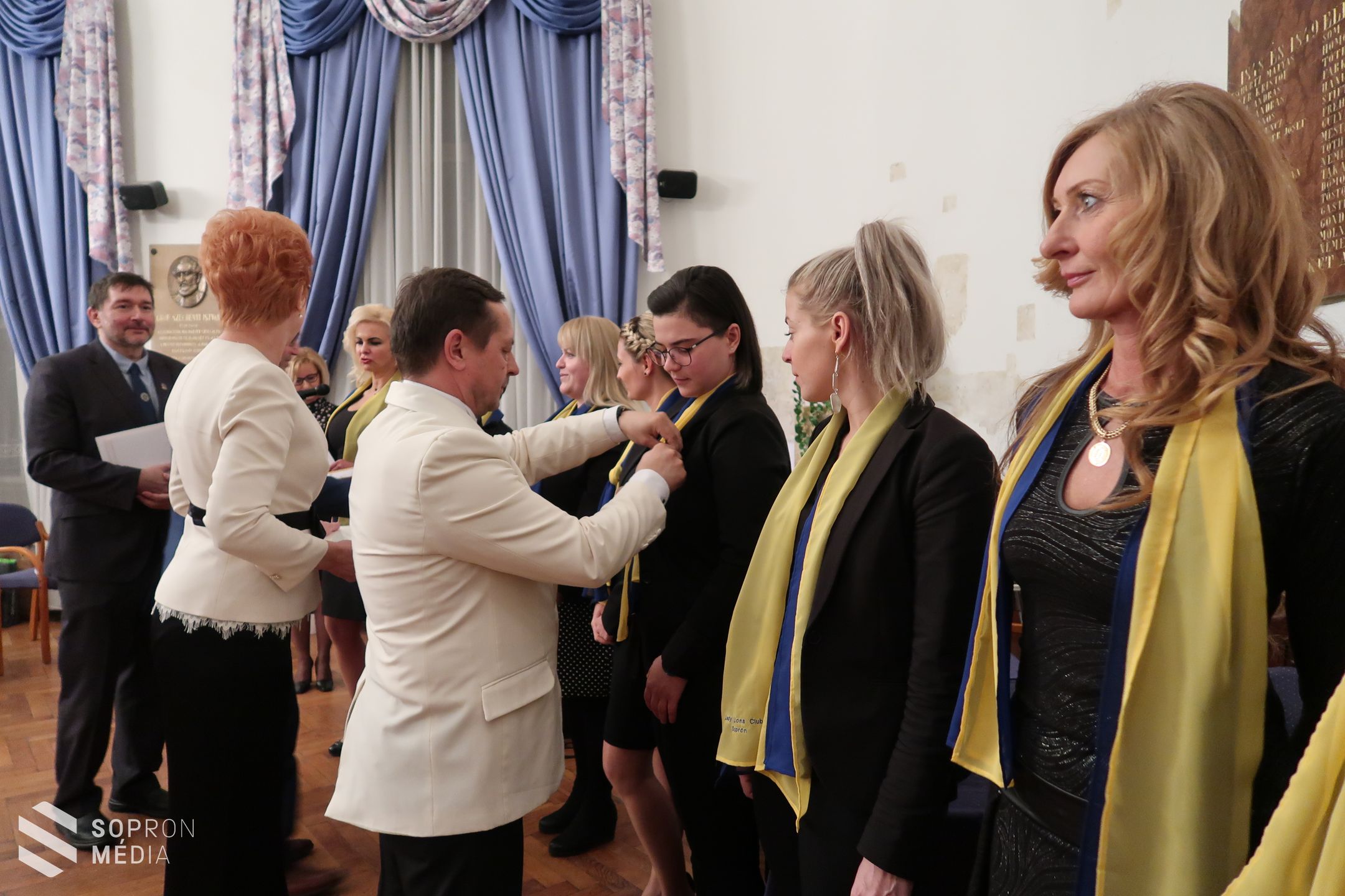 Esküt tettek a Sopron Lady Lions Club tagjai