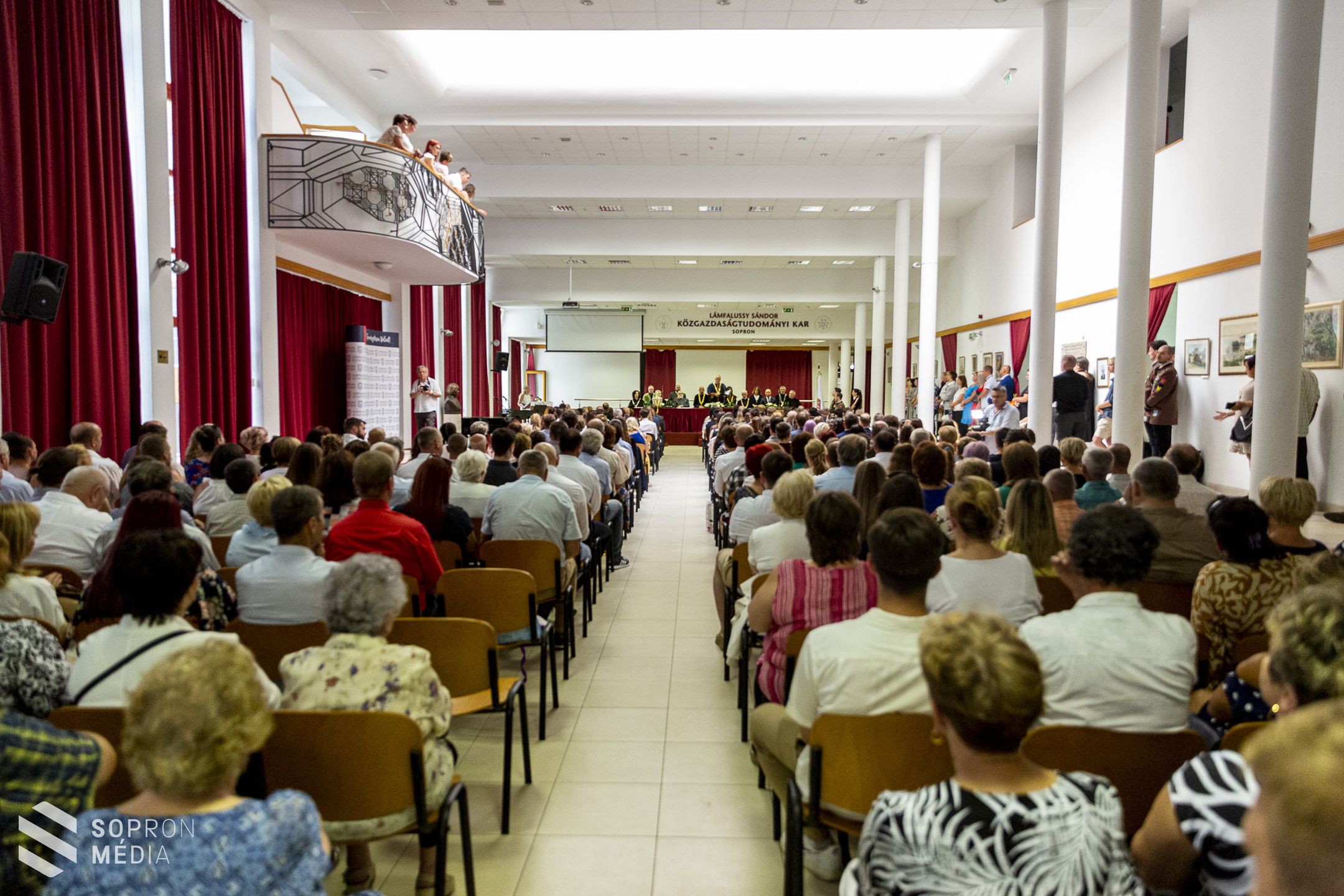 Diplomaosztó ünnepség a Soproni Egyetemen