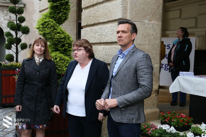 Dr. Berkesné Dr. Ács Gabriella járási tiszti főorvos tájékoztatta a jelenlévőket.