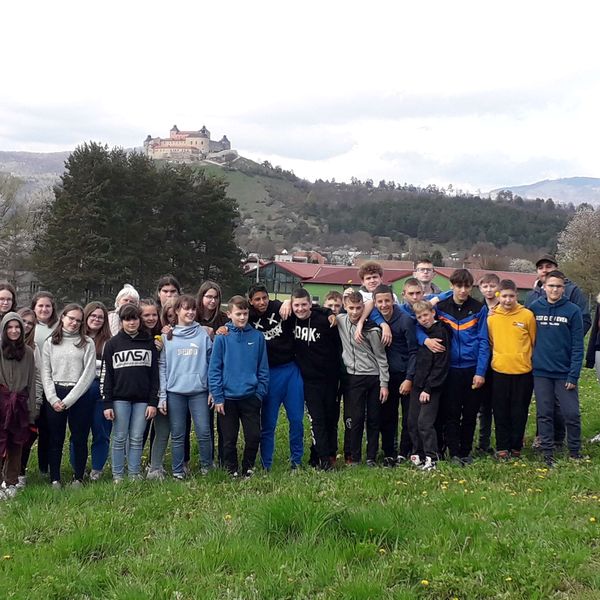 „Irodalmi és történelmi hősök Hont, Nógrád és Gömör vármegyékben, valamint a Szepességben” Határtalanul! program  (Lövői és zsirai 7. osztályosok)