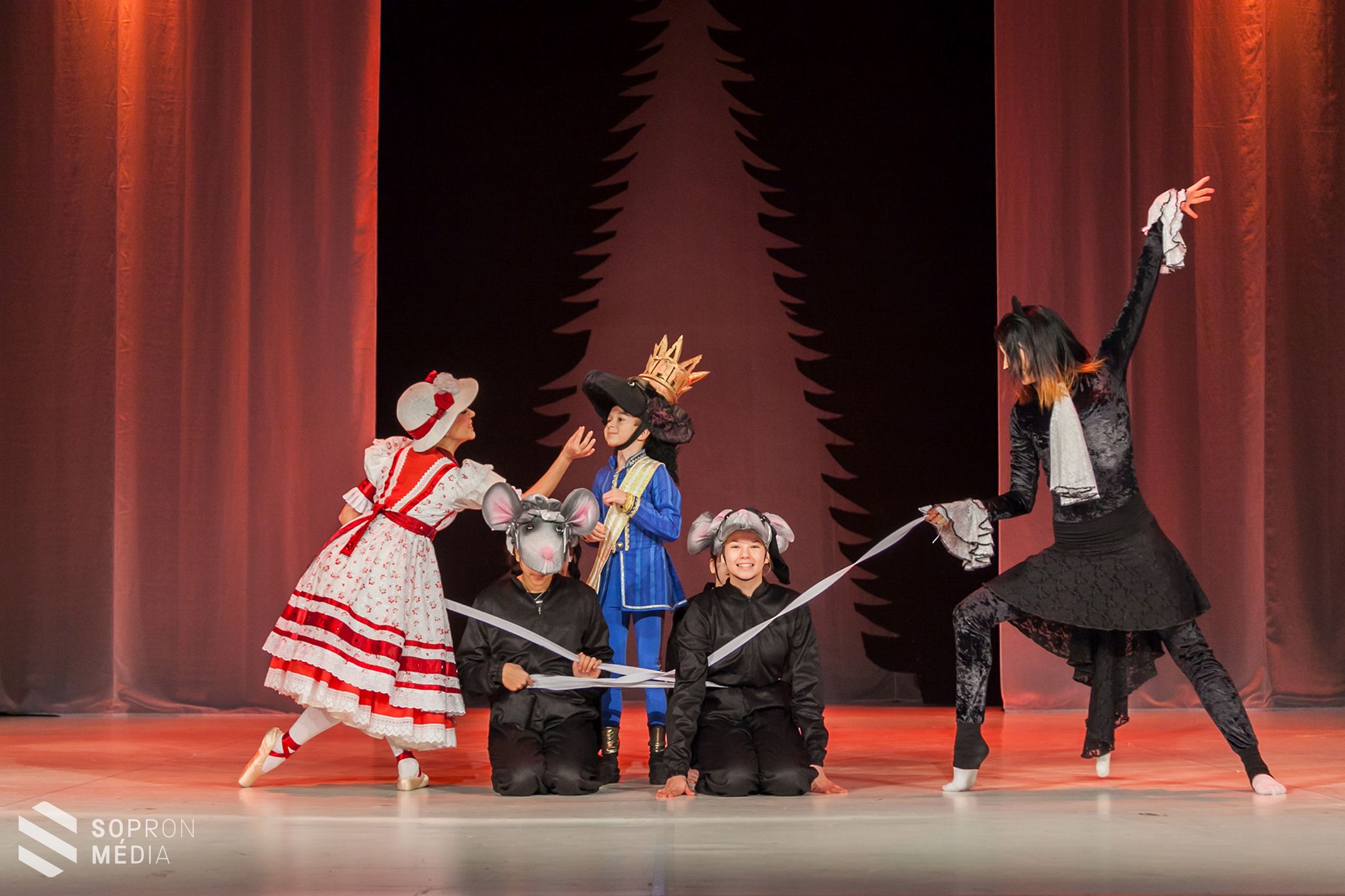 Újra Diótörő! - Orosz táncosok a csapatban