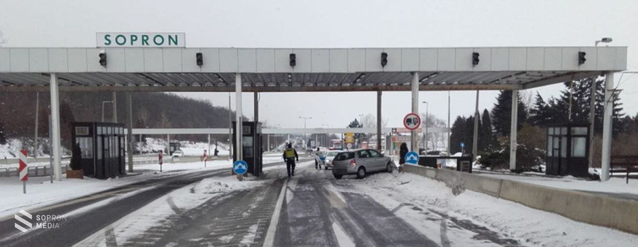 Baleset történt a soproni határátlépési pontnál