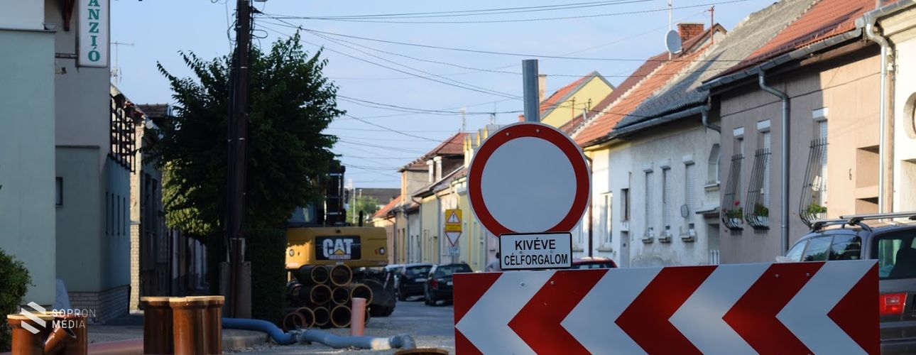 A terveknek megfelelően halad a munka a Rákosi úton