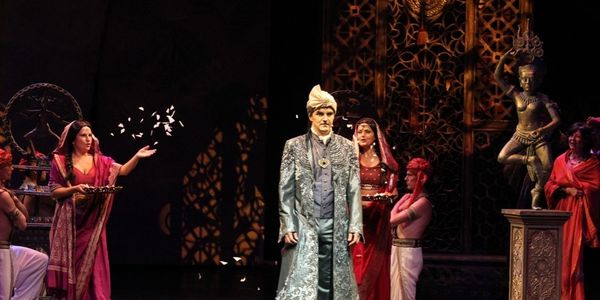 Kálmán Imre: A Bajadér / A Budapesti Operettszínház előadása