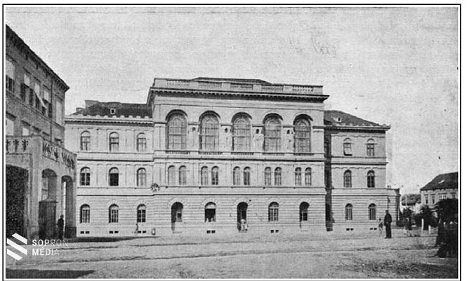 A soproni Kaszinó, ebben hangversenyezett Liszt 1874-ben és 1881-ben. 