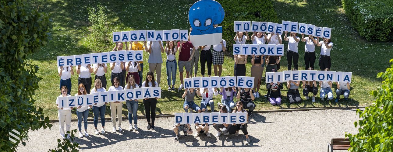 Flashmobbal figyelmeztettek az elhízás veszélyeire