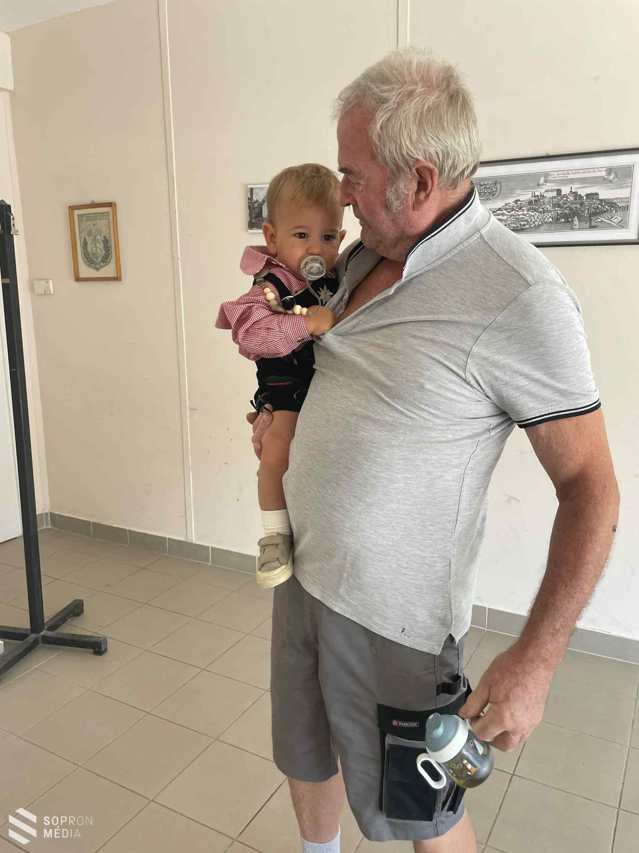 Emlékszobát adtak át a 75. bányásznap alkalmából