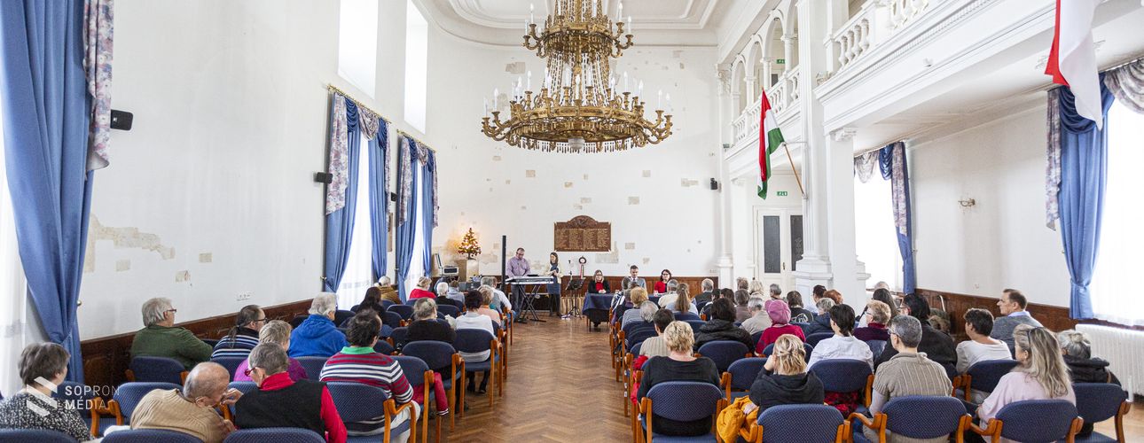 Ajándékokkal teszik szebbé a karácsonyi készülődést!
