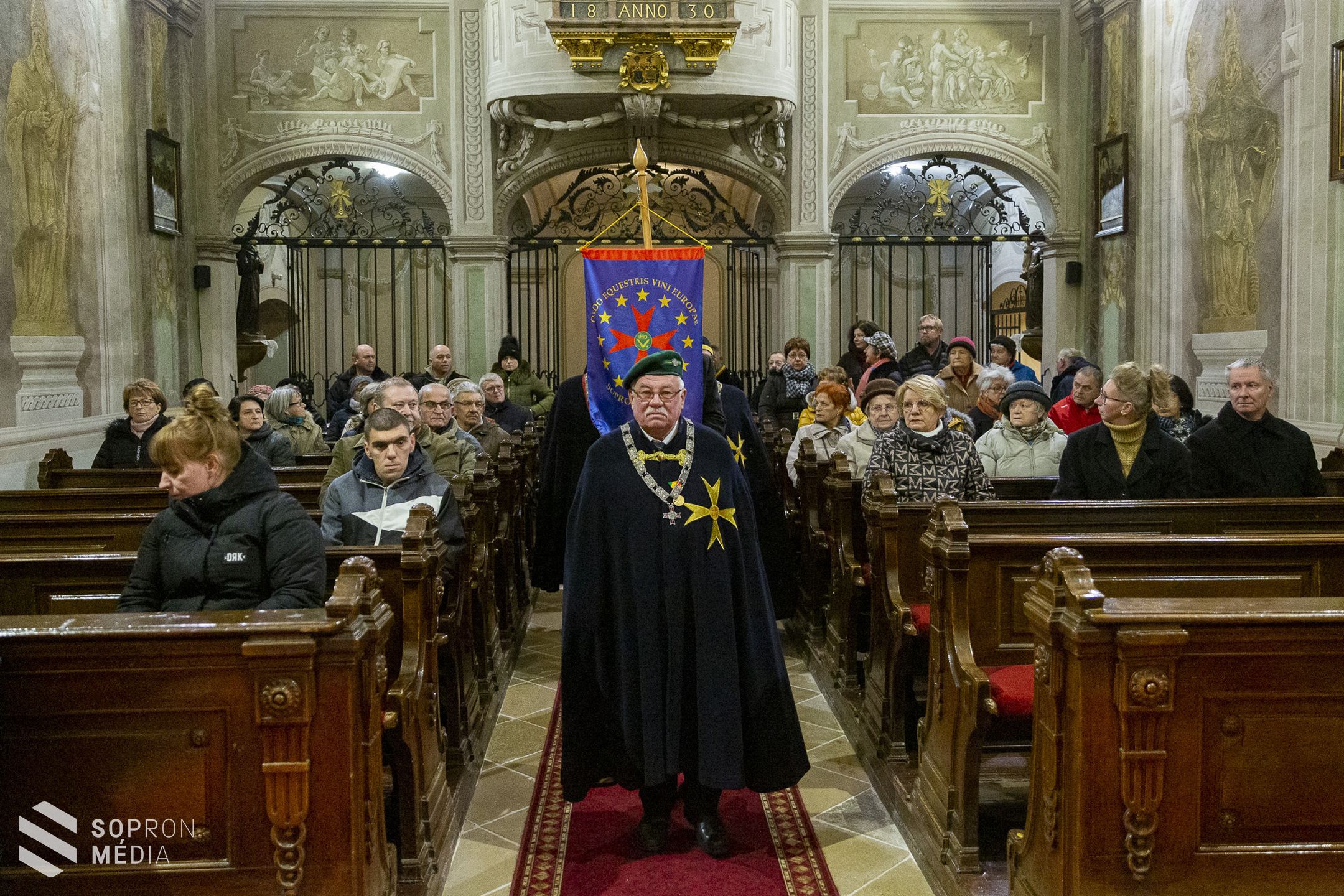Megáldották a helyi borászok nedűit Sopronban