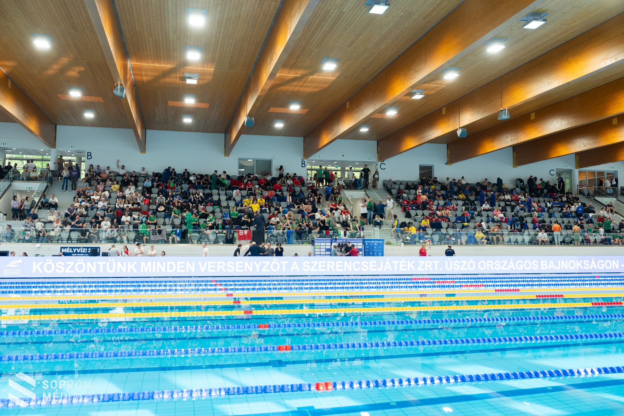 Tarolt Milák Kristóf az úszó ob első napján