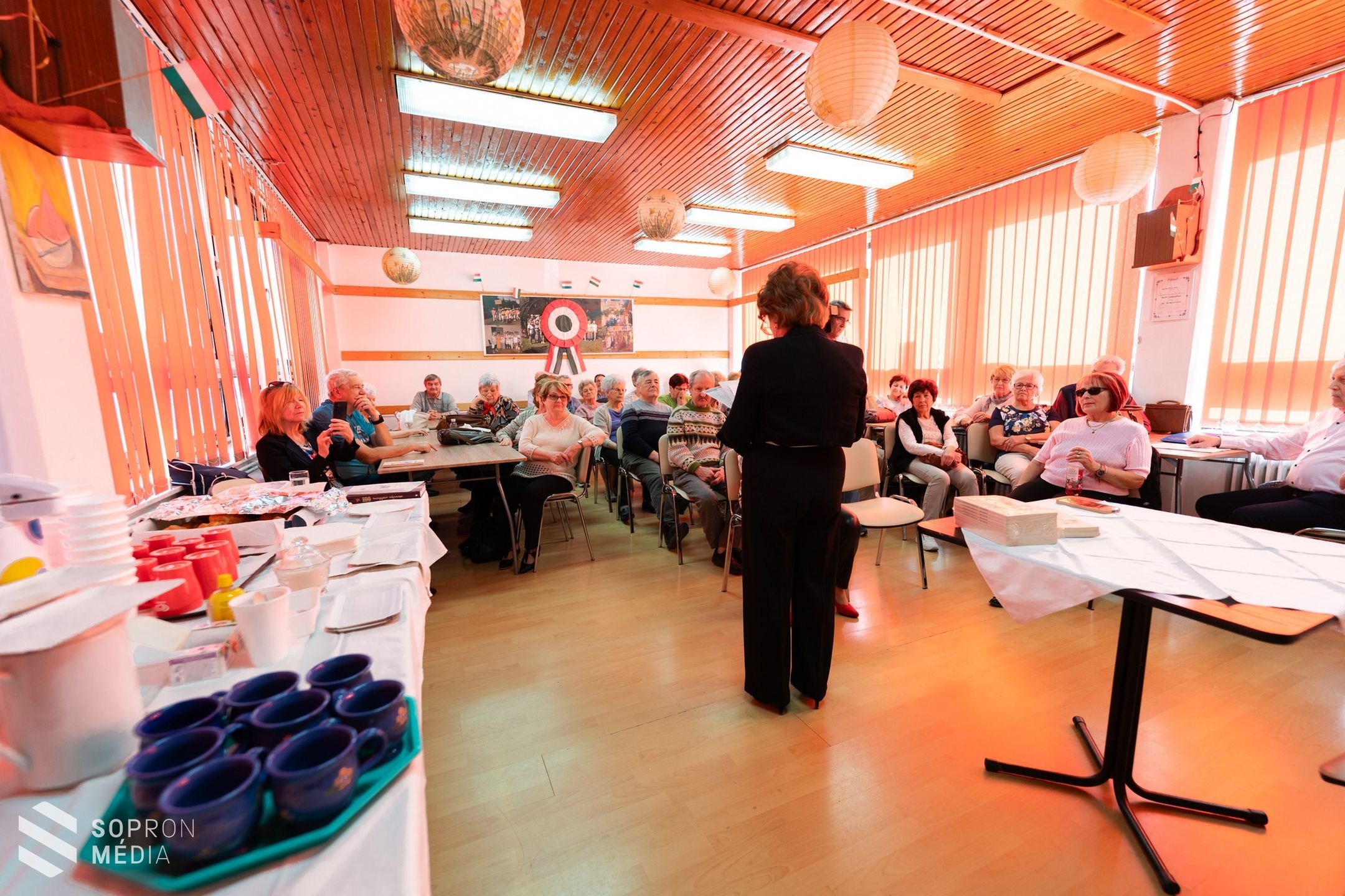 Irodalmi teadélutánt tartottak a Lővéri Nyugdíjas Klubban