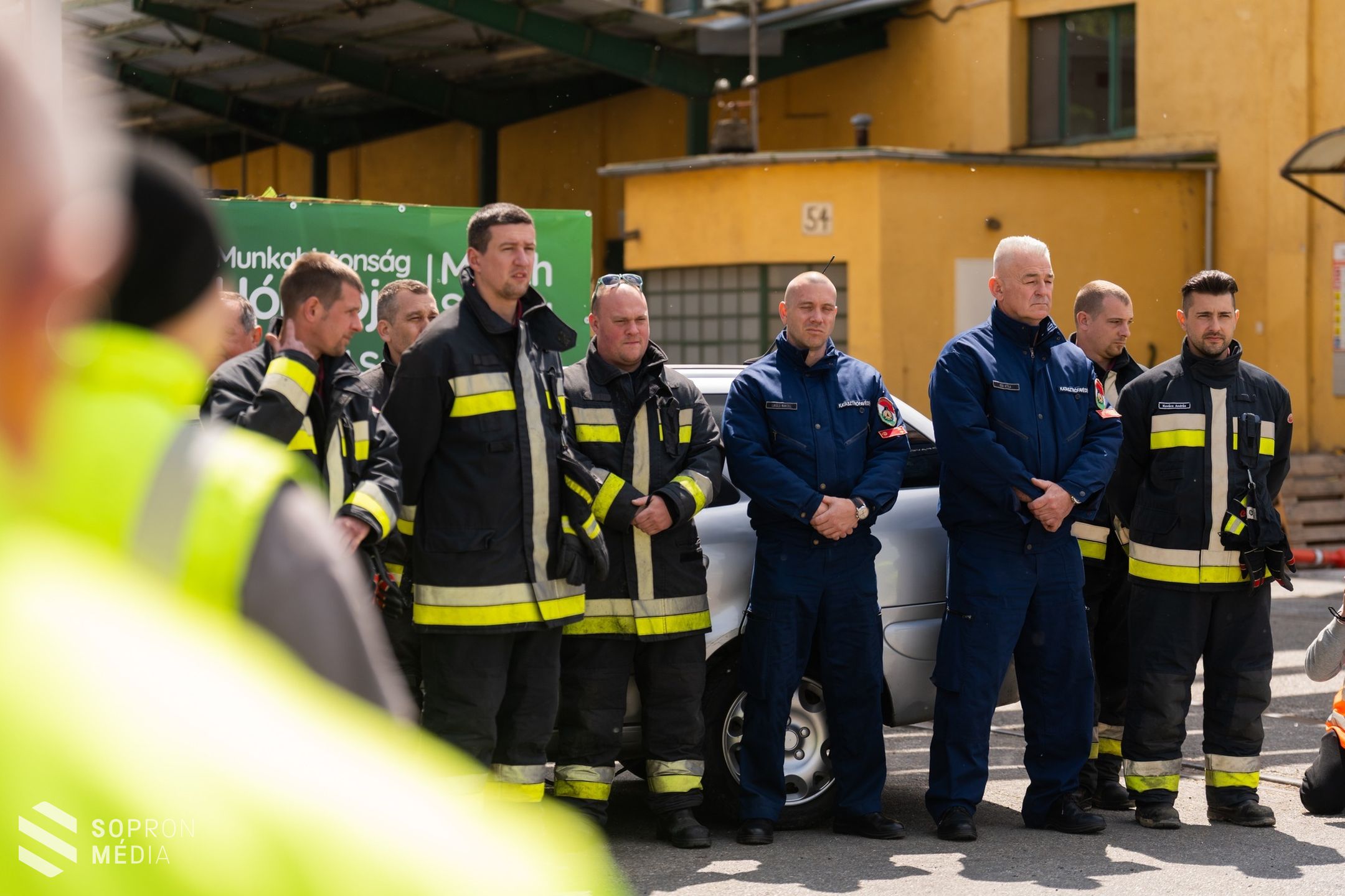 Mobilszolgáltató nevében csaltak ki pénzt egy férfitől