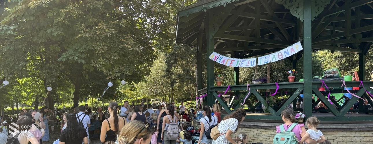 Anyatej világnapja - Közös ünnep az Erzsébet-kertben