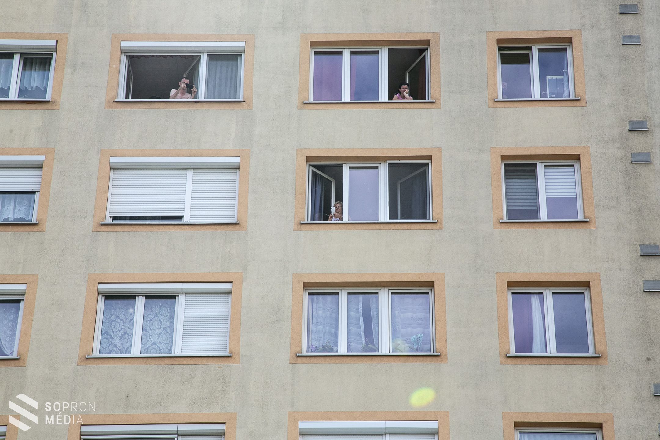 Vidám dallamok zengték be a Jerevánt