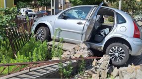 Busz és autó ütközött Sopronban, a sofőr elmenekült a helyszínről