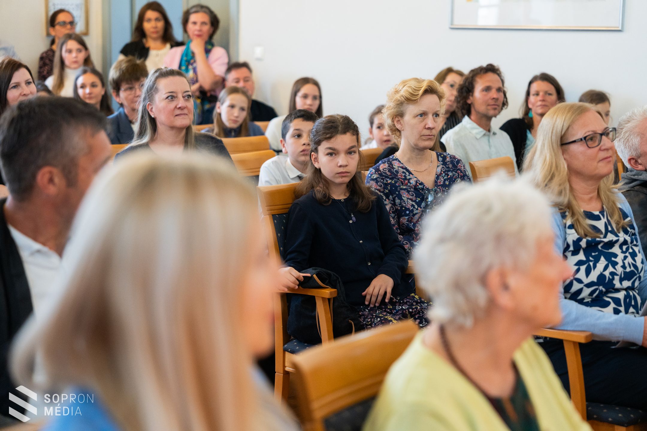 Zongoraszóval tisztelegtek Szekendy Tamás emléke előtt: regionális versenyt rendezett a Horváth József Alapfokú Művészeti Iskola
