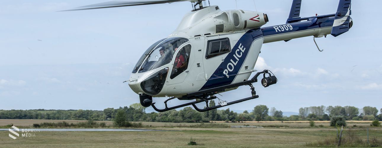 Helikopterrel derítették fel a parlagfűvel szennyezett területeket a megyében