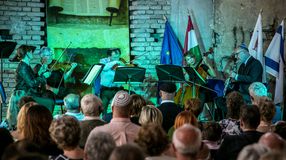 A Budapesti Fesztiválzenekar adott koncertet az ortodox zsinagógában