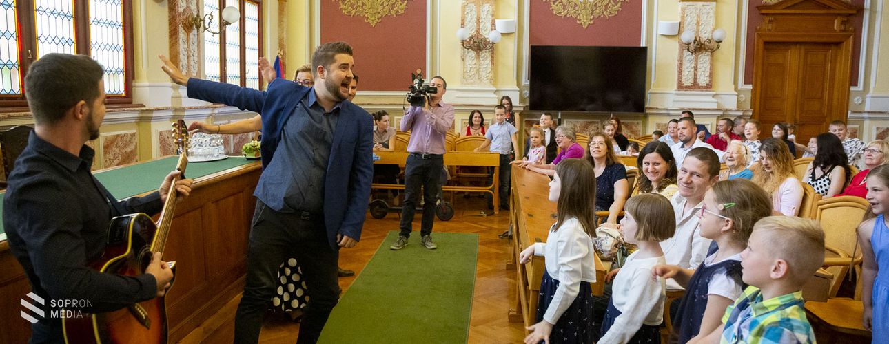 Díjátadón köszöntötték a Soproni Suli TV legszorgalmasabb tanulóit - Galéria