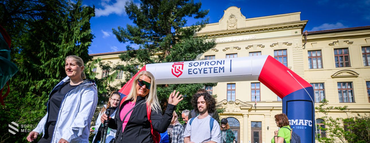 Bakancsot húzott a Soproni Egyetem