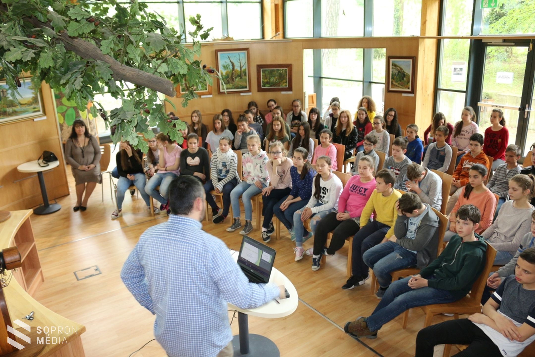 Berzsenyis diákok látogattak a Soproni Egyetem Simonyi Károly Karára