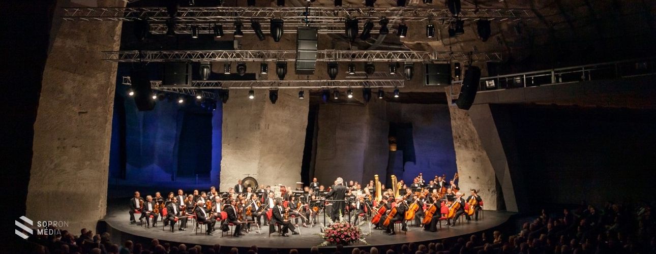 Megállíthatatlan a barlangszínház  - Nagy az érdeklődés a legendák évada iránt 
