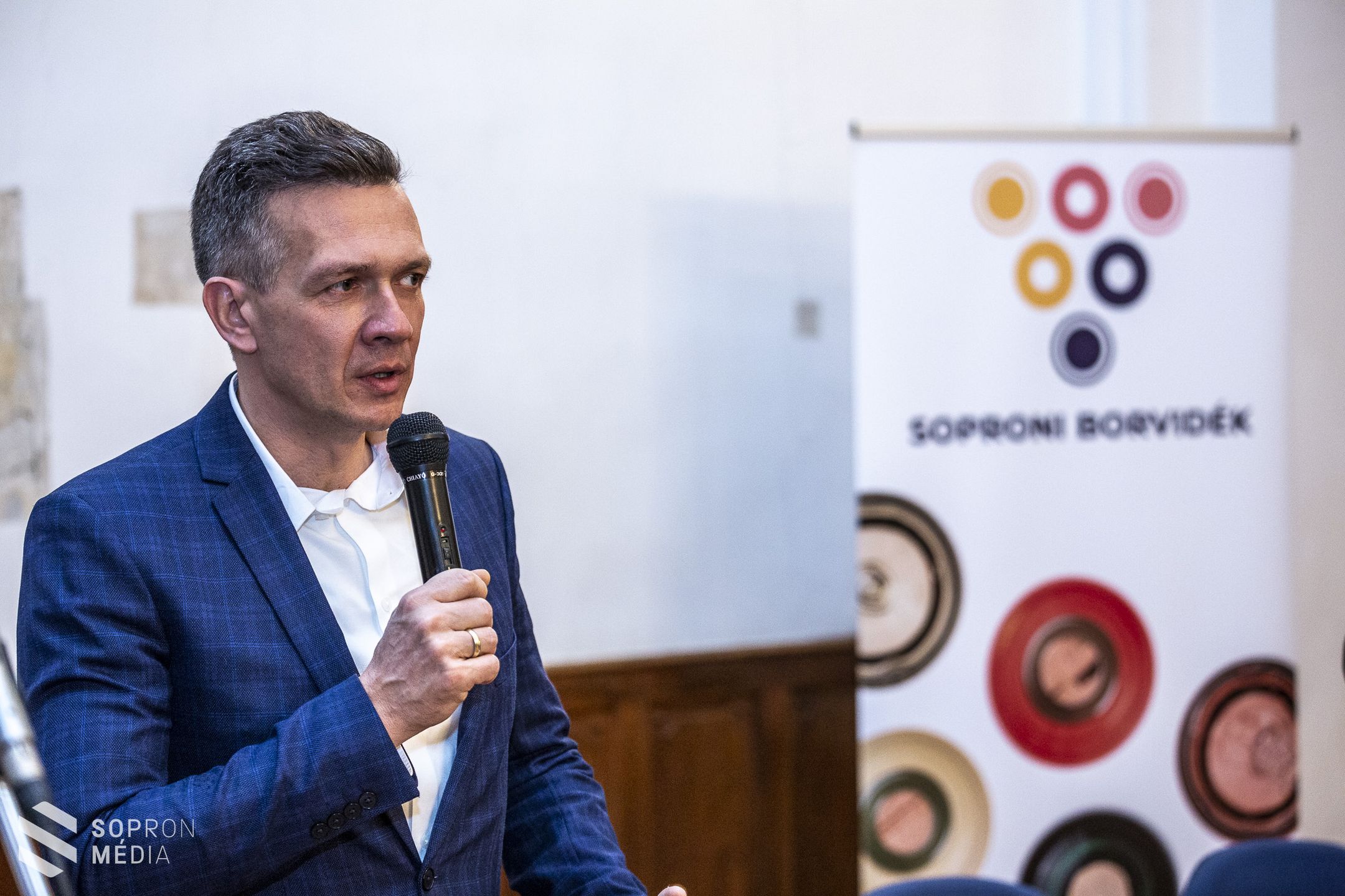 Megválasztották Sopron fehér- és vörösborát