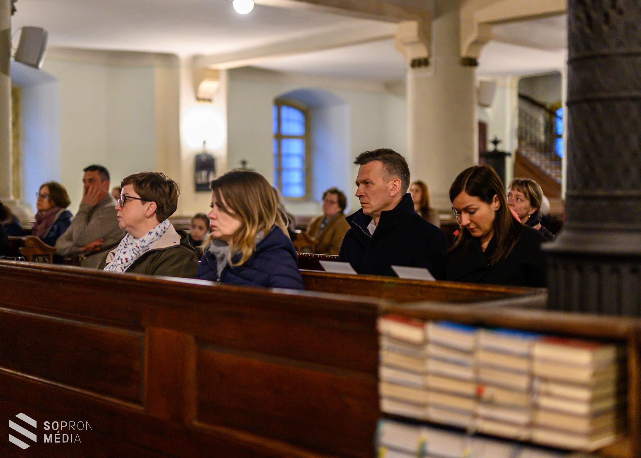 Passiójáték "Más-ként"!