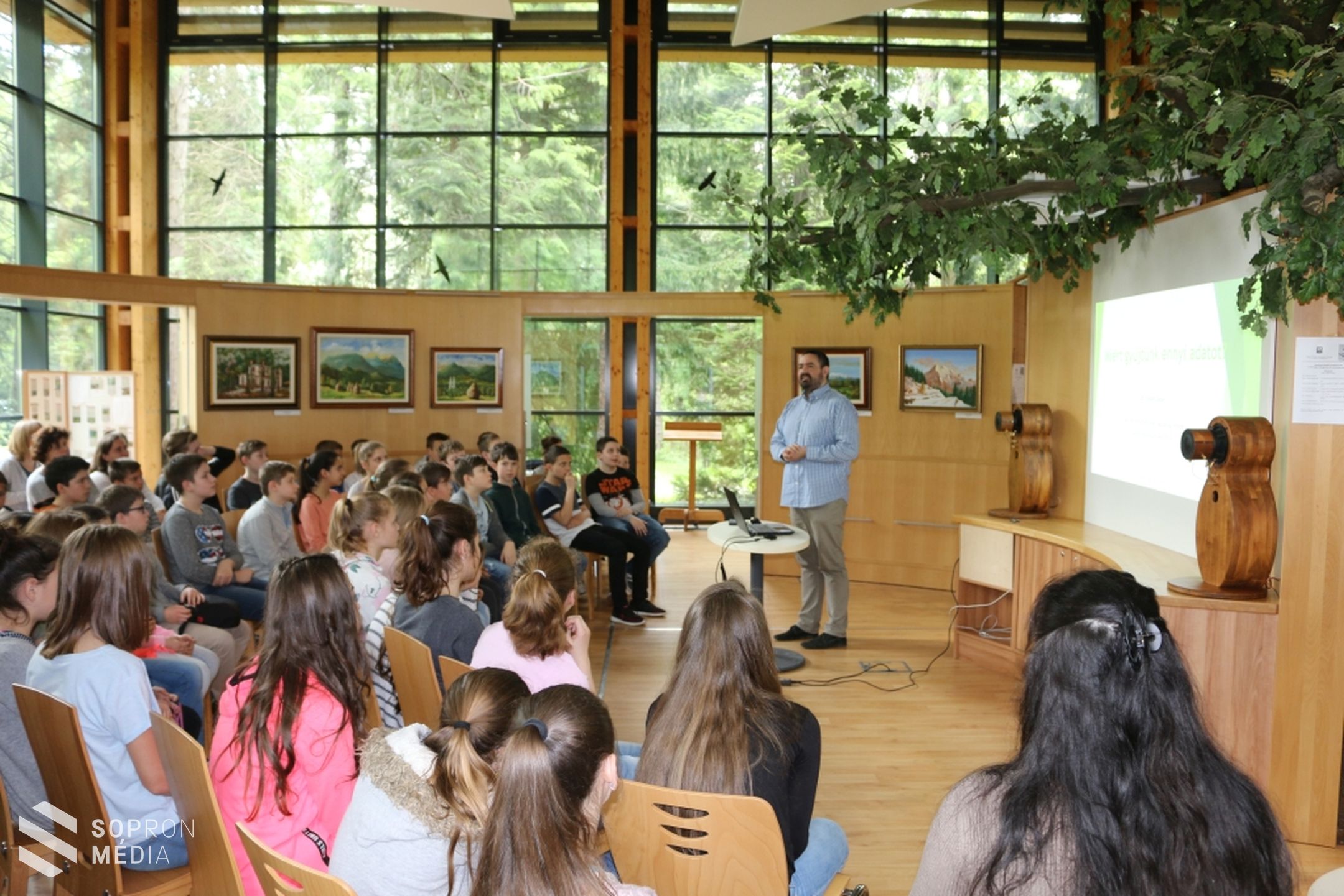 Berzsenyis diákok látogattak a Soproni Egyetem Simonyi Károly Karára