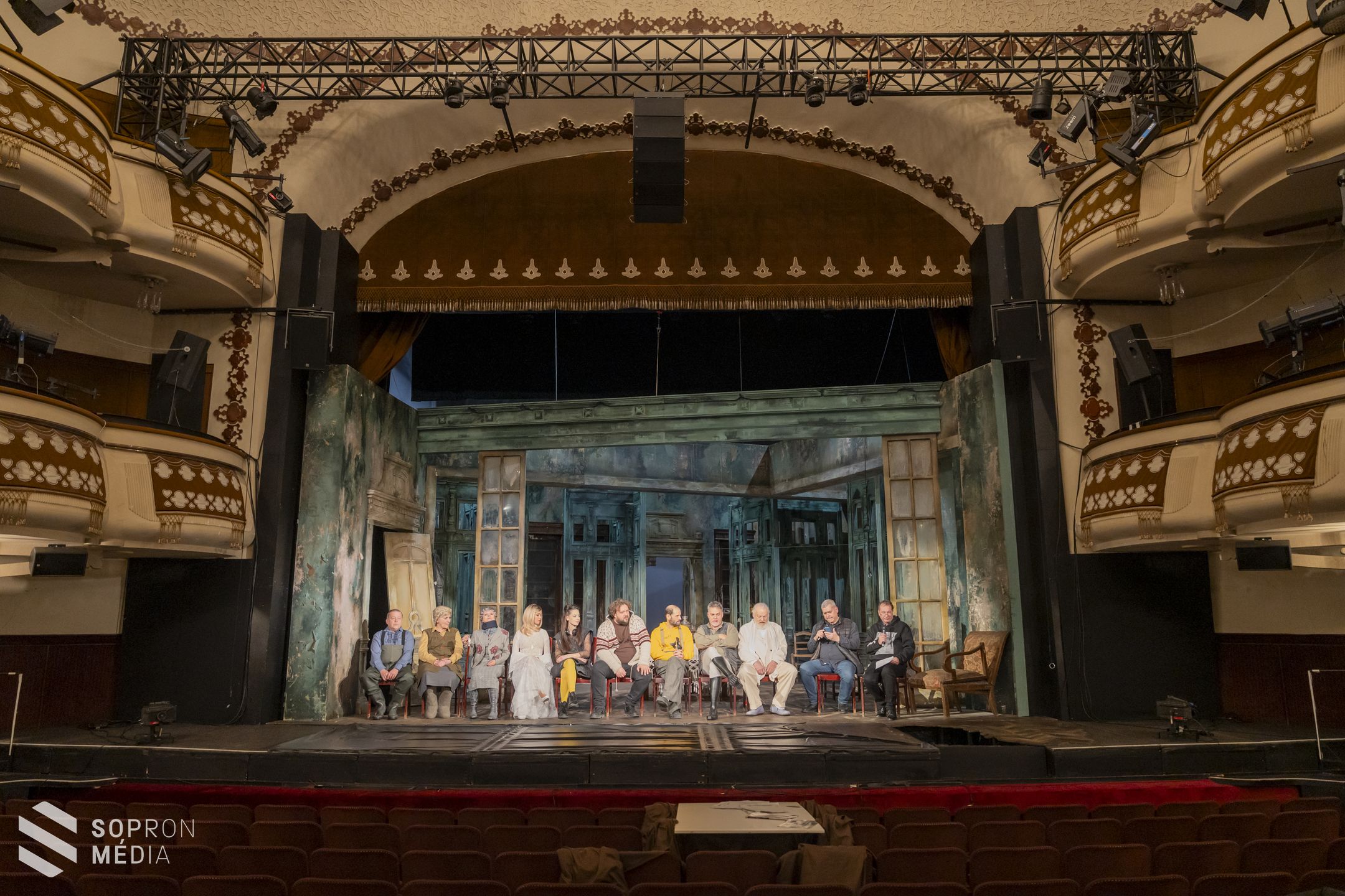 Ványa bácsi Sopronban – keserű komédia a színpadon