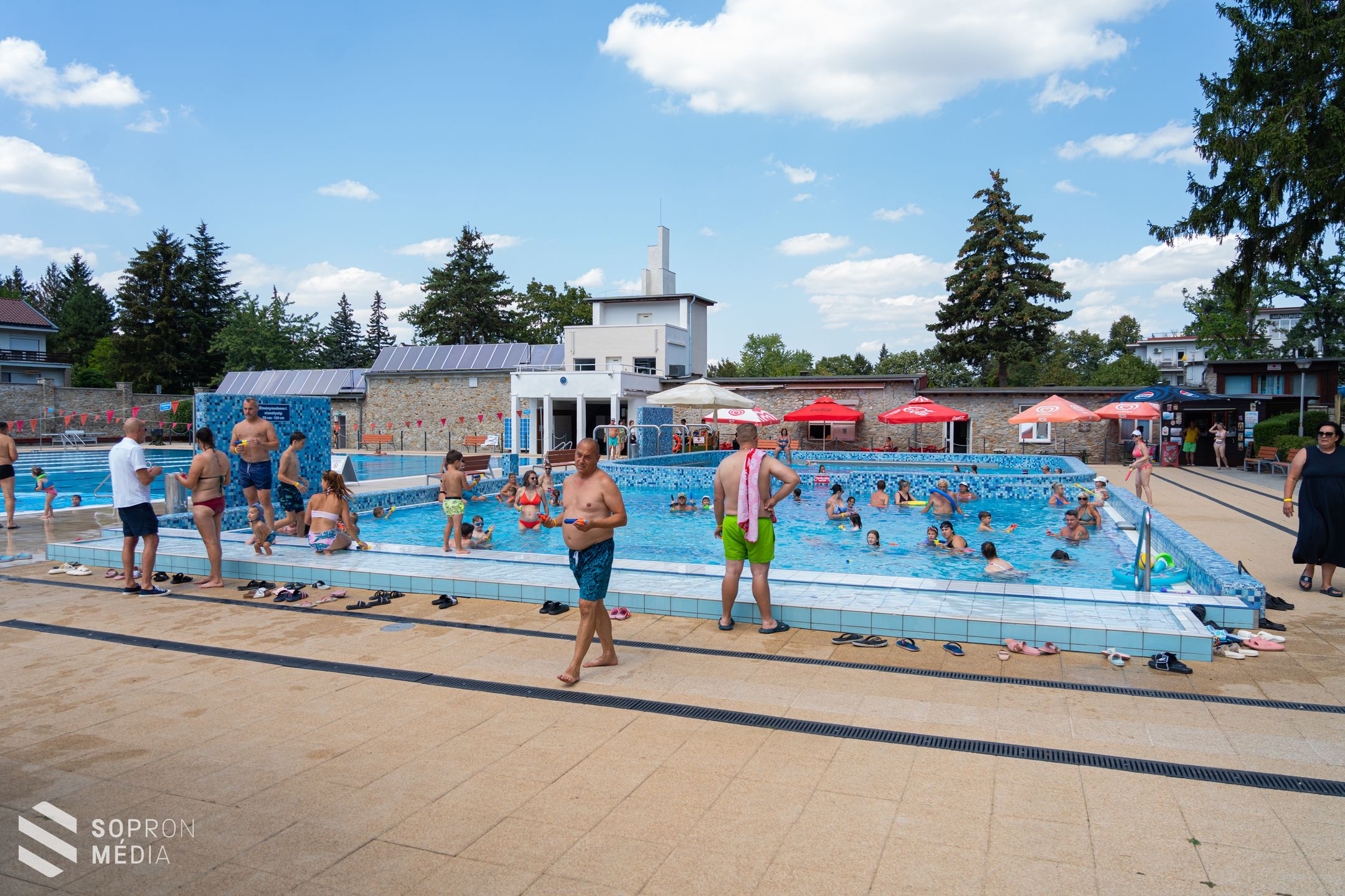 Sikeresen zajlott le a Lőver strand vízipisztolycsatája