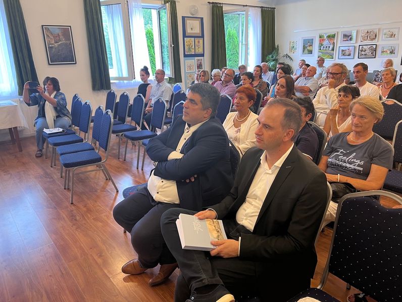 „Művészet és emlékezet” – Bemutatták a Sarród700 című kötet bővített változatát