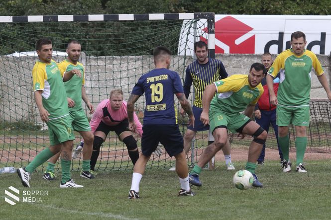Kiélezett de sportszerű mérkőzéseket láthattak a kilátogató sportbarátok