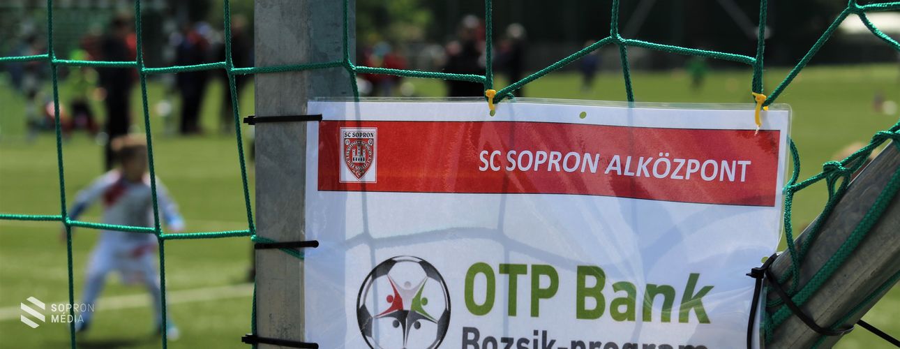 Közel ötszáz gyermek focizott a Bozsik fesztiválon Sopronban