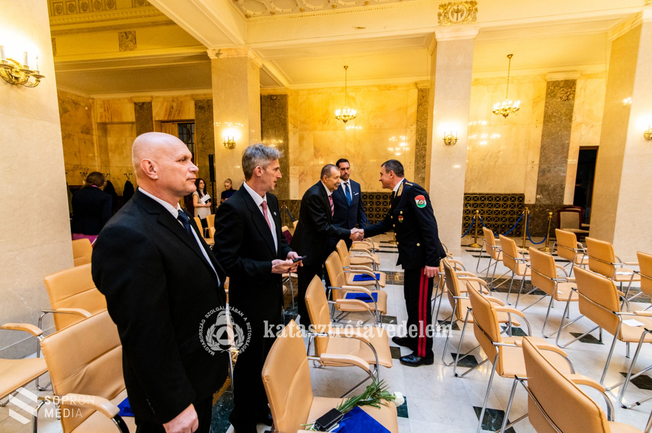 Kitüntették a törökországi mentőakcióban részt vevő szakembereket!