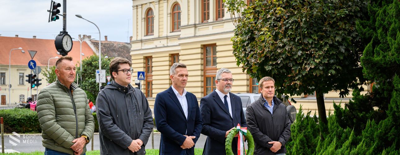A „legnagyobb magyar” születésnapjára emlékeztek Sopronban