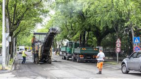 Elkezdődött a Kossuth Lajos utca útburkolatának felújítása