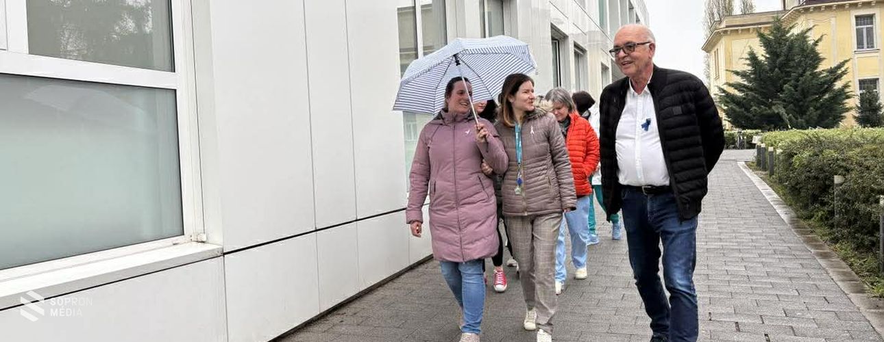 Rákellenes világnapi sétát tartottak a Soproni Gyógyközpontban