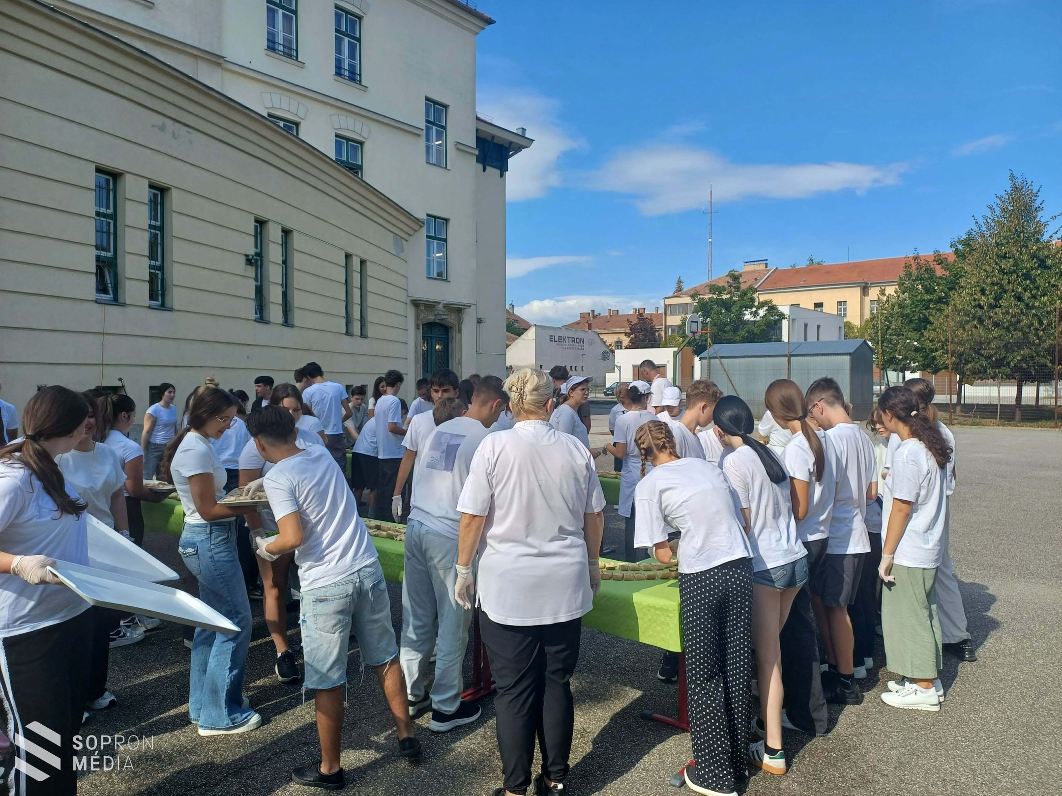 Hatvan év, hatvan méter: Nagyszabású jubileumi évet indított a Soproni SZC Vendéglátó, Kereskedelmi Technikum
