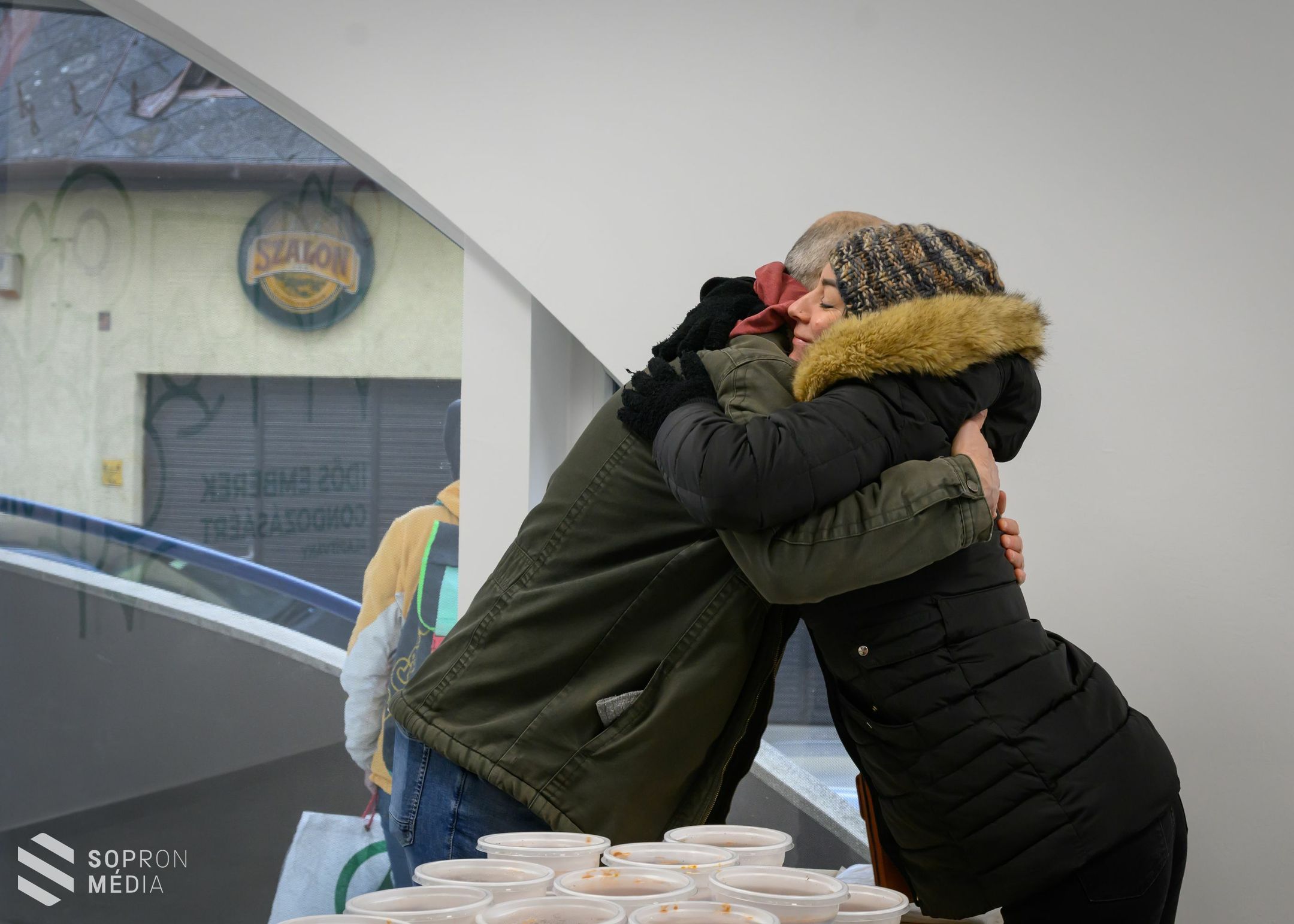 700 adag ételcsomaggal segíti a rászorulókat a Soproni Szociális Intézmény karácsonykor